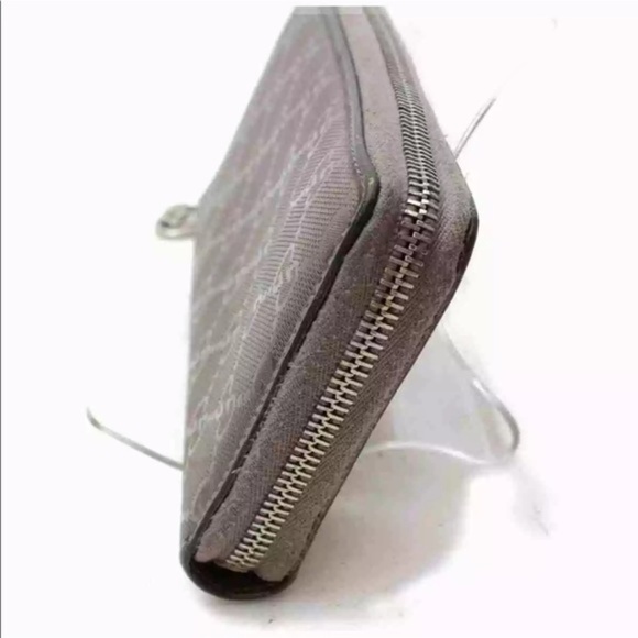 Gucci Zippy Wallet - Picture 4 of 11